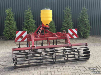Grubber  Vleugel cultivator