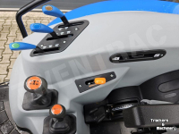 Schlepper / Traktor New Holland T 4S.75 ROPS 2WD STAGE V