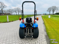 Schlepper / Traktor New Holland BOOMER 25