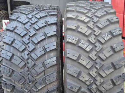 Räder, Reifen, Felgen & Distanzringe BKT 710/70R42 Ridemax en Mitas HCM 440/80R34 (M+S)