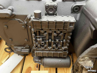 Radlader Case Complete Powershift versnellingsbak ZF voor Case CE 721D, 721E   New Holland W170, W170B, W170TC, W170PL   O&K L25.6