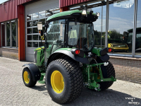 Obsttraktor John Deere 4066R