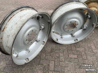 Räder, Reifen, Felgen & Distanzringe Case-IH set velgen 12w x 38 verstelbaar, ZF 8 gaats