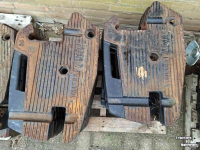 Frontgewichte Valtra gewichten 50kg 12 stuks