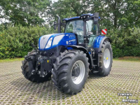 Schlepper / Traktor New Holland T 7.300 AC New Gen