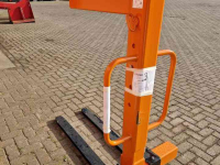 Sonstiges Anbauteile und Zubehör AGM Pallethaak