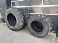 Räder, Reifen, Felgen & Distanzringe Bridgestone 520/85R38 en 420/85R28 VX-TRACTOR