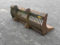 Gesteinlöffels Hekamp Puinriek shovel 250 cm breed Volvo ophanging