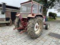 Schlepper / Traktor International 1246