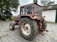 Schlepper / Traktor International 1246