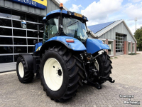 Schlepper / Traktor New Holland T6030 RC