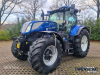Schlepper / Traktor New Holland T 7.270