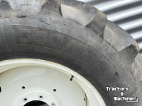 Räder, Reifen, Felgen & Distanzringe Michelin Set Michelin Banden 540/65R34 & 440/65R24 Vaste Velgen