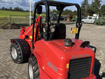 Radlader Schäffer 4250