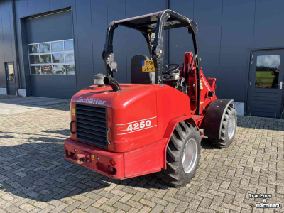 Radlader Schäffer 4250