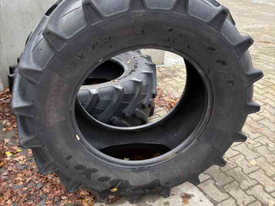 Räder, Reifen, Felgen & Distanzringe  540/65R30 maxxam