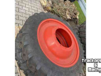 Räder, Reifen, Felgen & Distanzringe Alliance 270/95R36 95%