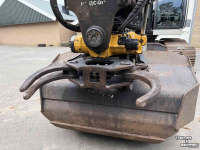 Raupenbagger Hitachi ZX250LC-6