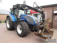 Schlepper / Traktor Valtra T202D Tractor