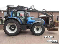 Schlepper / Traktor Valtra T202D Tractor