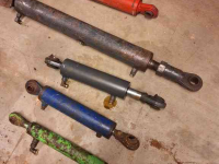 Diverse Gebrauchte Teile  HYDRAULIEK CILINDERS / HYDRAULISCHE CILINDERS
