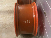 Räder, Reifen, Felgen & Distanzringe Titan 14Lx28