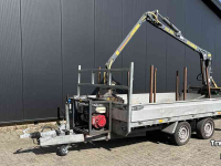 Autoanhänger bis 3500 Kg  Aanhangwagen met bosbouwkraan