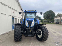 Schlepper / Traktor New Holland T7.220