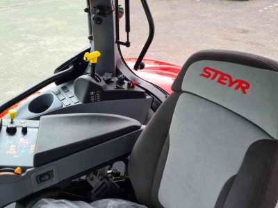 Schlepper / Traktoren Steyr Profi 6145CVT