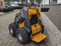 Radlader Giant SK201D