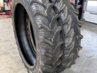 Räder, Reifen, Felgen & Distanzringe Taurus 340/85R48