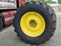 Räder, Reifen, Felgen & Distanzringe Alliance 480/70R30 AgriStar II 21mm op JOHN DEERE velg
