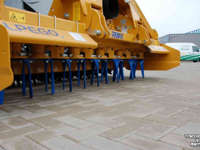 Kreiselegge Alpego Rmax-300 met PK6R pakkerwals
