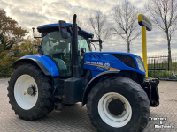 Schlepper / Traktor New Holland T 7.230