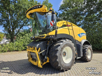 Feldhäcksler New Holland FR 550