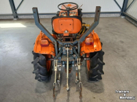 Gartentraktoren Kubota B7100 HST