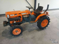 Gartentraktoren Kubota B 7100 HST Mini Tractor