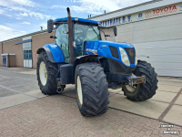 Schlepper / Traktor New Holland T7.220 Auto Command