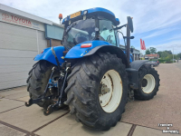 Schlepper / Traktor New Holland T7.220 Auto Command