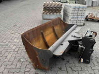 Schwenkbare Grabenräumlöffel Steelwrist Kantelbak open S s65