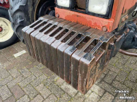 Frontgewichte Case-IH vol set frontgewichten 11 x 33/35kg