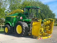 Feldhäcksler John Deere 8400 I Prodrive  40 KM hakselaar Kemper JD 639