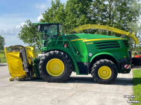 Feldhäcksler John Deere 8400 I Prodrive  40 KM hakselaar Kemper JD 639