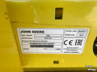 Feldhäcksler John Deere 8400 I Prodrive  40 KM hakselaar Kemper JD 639