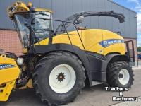 Feldhäcksler New Holland FR700