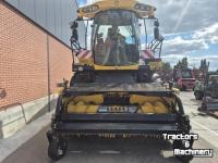 Feldhäcksler New Holland FR700