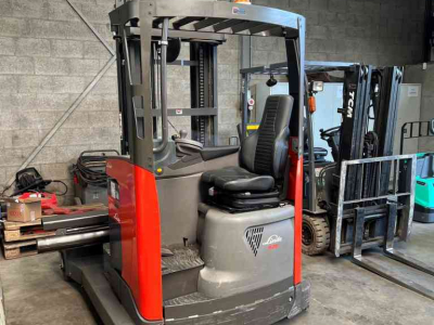 Schubmaststapler Linde R 25 f