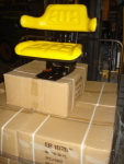 Diverse neue Teile John Deere mechanisch geveerde stoel / Mechanical suspended seat