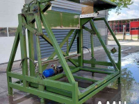 Grosskistenkantler Schouten KK-180-2  Kisten kantelaar,  box tipper, Kistenkipper