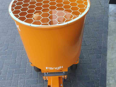 Sägemehl Streuer für Liegeboxen Flingk SE250